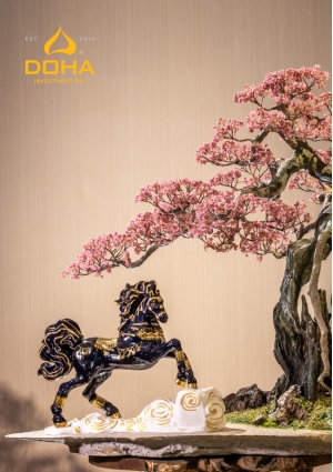 Dragon Horse Flying Clouds – Shu Peach Blossom Wonderland